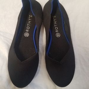 Rothys round toe solid black washable flat size 12